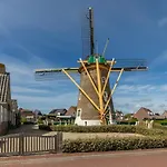 Luxury Holiday Home In Zoutelande